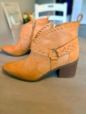 Frye & Co Palma Bootie
